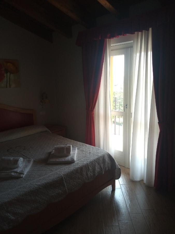 Rosa Dei Venti Hotel Provaglio d'Iseo Bagian luar foto