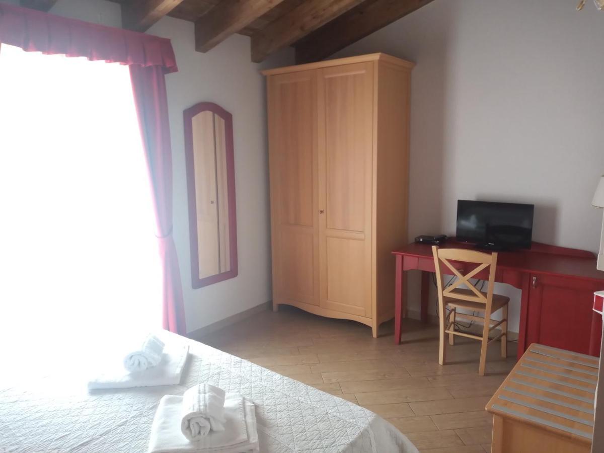 Rosa Dei Venti Hotel Provaglio d'Iseo Bagian luar foto
