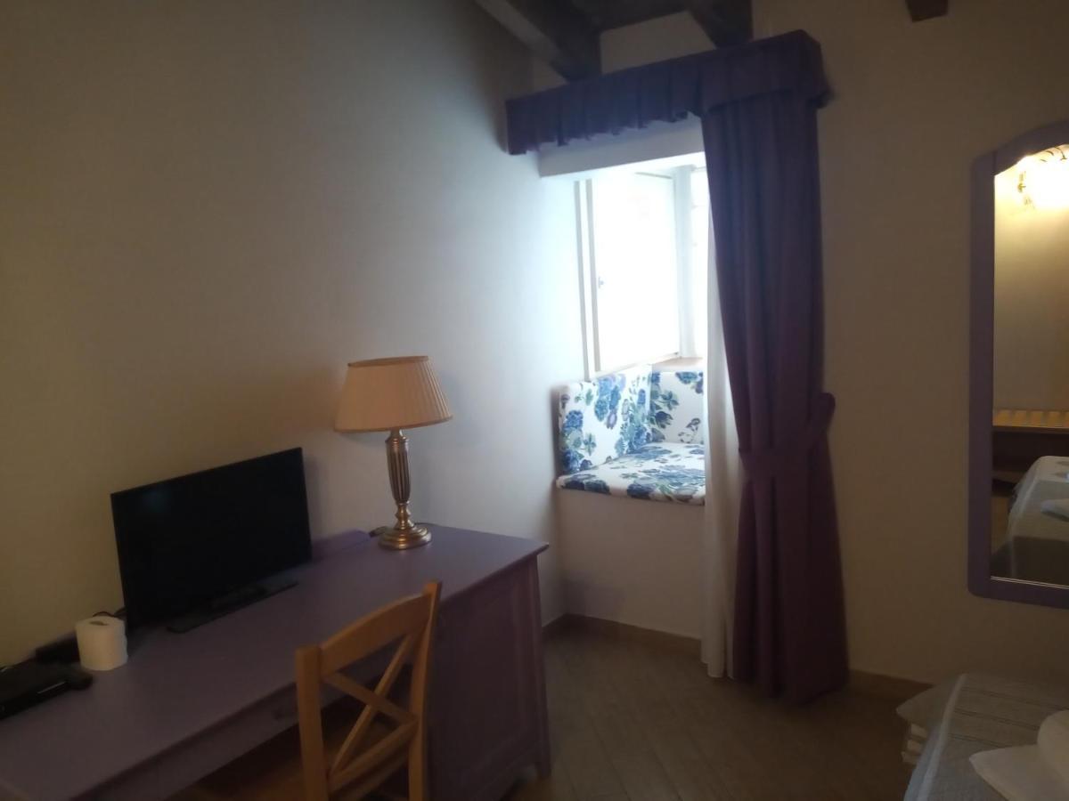 Rosa Dei Venti Hotel Provaglio d'Iseo Bagian luar foto